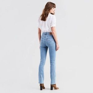 Levi's Jeans | 724 High Rise Straight Jeans